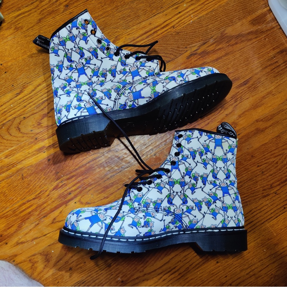 Finn adventure time dr martens boot!